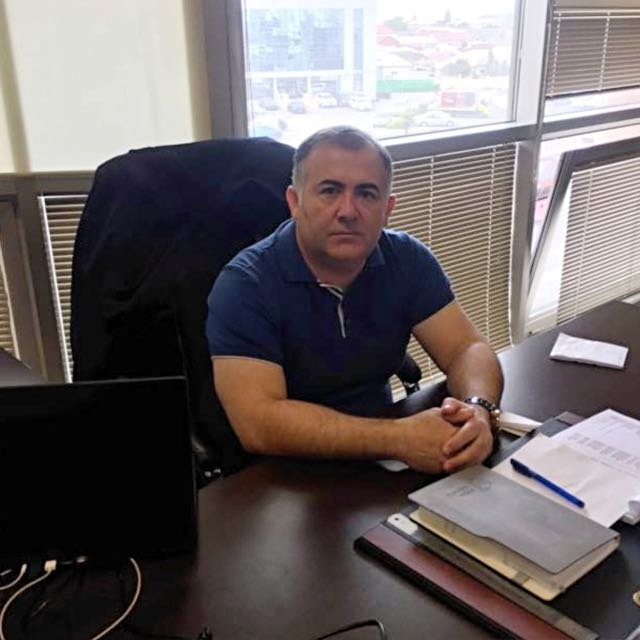 Dr.İlham İsmayılov-Peşəkarlığın zirvəsində